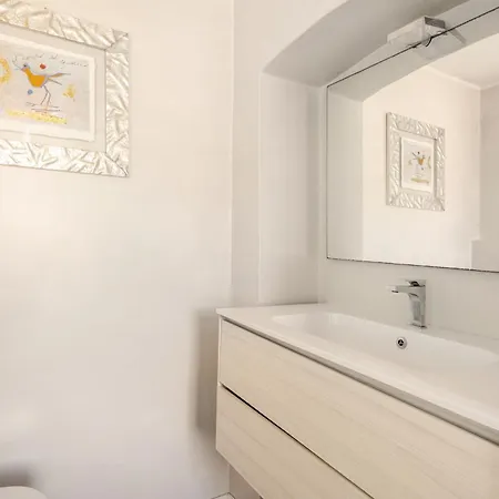 Penthouse-sea View Terrace In The Historic Center アパート レーリチ