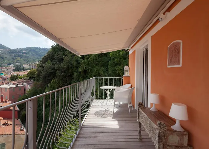 Penthouse-sea View Terrace In The Historic Center Lejlighed