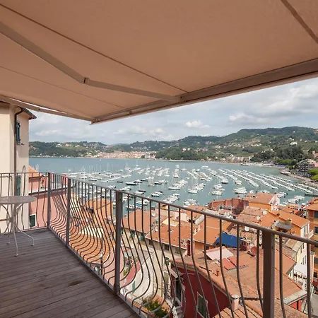 Penthouse-sea View Terrace In The Historic Center Lerici