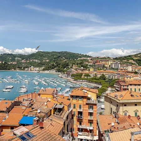 Penthouse-sea View Terrace In The Historic Center Appartamento *