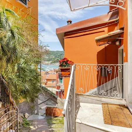 Penthouse-sea View Terrace In The Historic Center